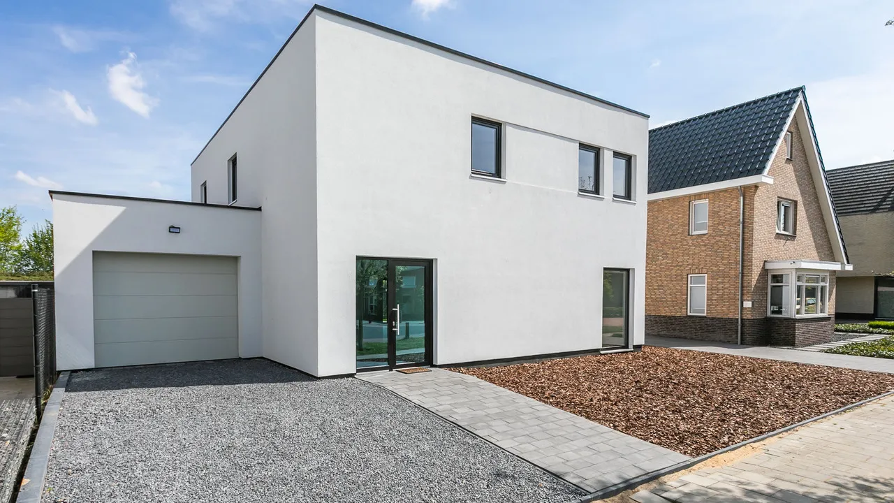 Vrijstaande woning te koop: Koempel 11, Brunssum