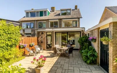 Twee-onder-één-kap te koop: Koen Rozendaalstraat 3, Middenbeemster Middenbeemster