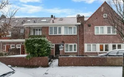Tussenwoning te koop: Koen van Oosterwijklaan 9, Amstelveen
