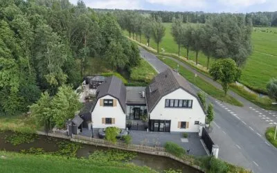 Twee-onder-één-kap te koop: Koenderseweg 1, Achterdijk Leerbroek