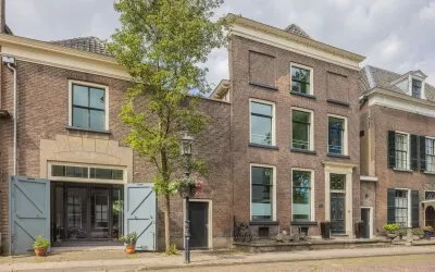 Twee-onder-één-kap te koop: Koepoortstraat 37, De oude Stad binnen de gracht Doesburg