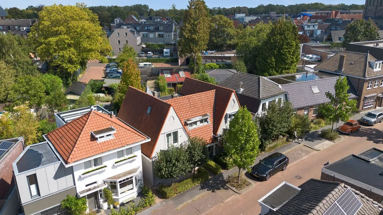 Twee-onder-één-kap te koop: Koestraat 4, Vught