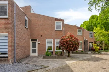 Tussenwoning te koop: Kolerhof 8, Loove Someren