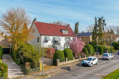 Twee-onder-één-kap te koop: Kolhornseweg 18, Bloemenkwartier Zuid Hilversum