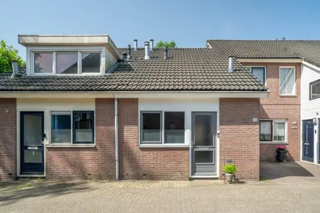 Tussenwoning te koop: Kolmschotlanden 92, Stroinkslanden Noord-West Enschede
