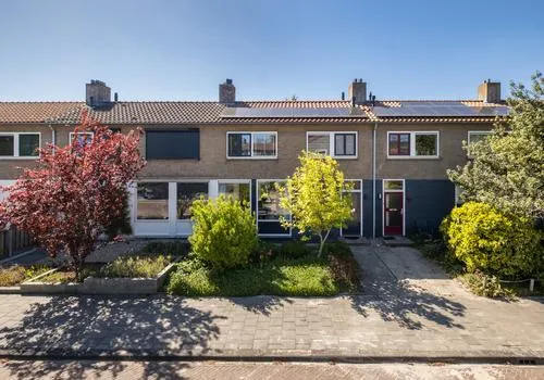 Tussenwoning te koop: Kombuisstraat 12, Oud-Dronten Dronten