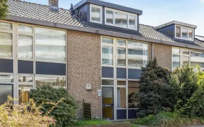 Tussenwoning te koop: Kometenlaan 126, Brandenburg Bilthoven