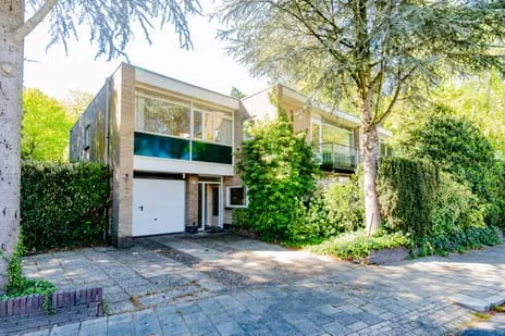 Twee-onder-één-kap te koop: Kometenlaan 33, Brandenburg Bilthoven