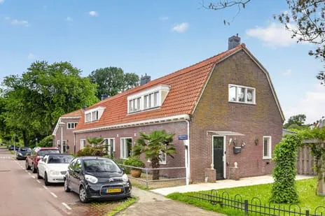 Twee-onder-één-kap te koop: Kometensingel 119, Tuindorp Oostzaan-Oost Amsterdam