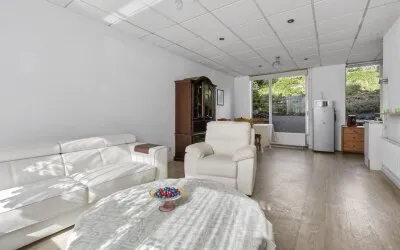 Hoekwoning te koop: Kometensingel 74, Oostzanerdijk Amsterdam
