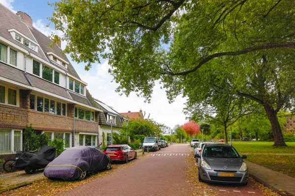 Studio te koop: Kometensingel 84-1, Oostzanerdijk Amsterdam