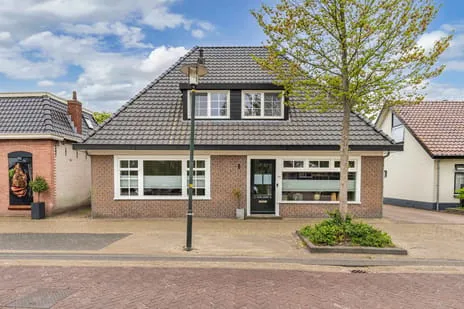 Vrijstaande woning te koop: Kommisjewei 115, Opeinde, onder de Vaart Opeinde