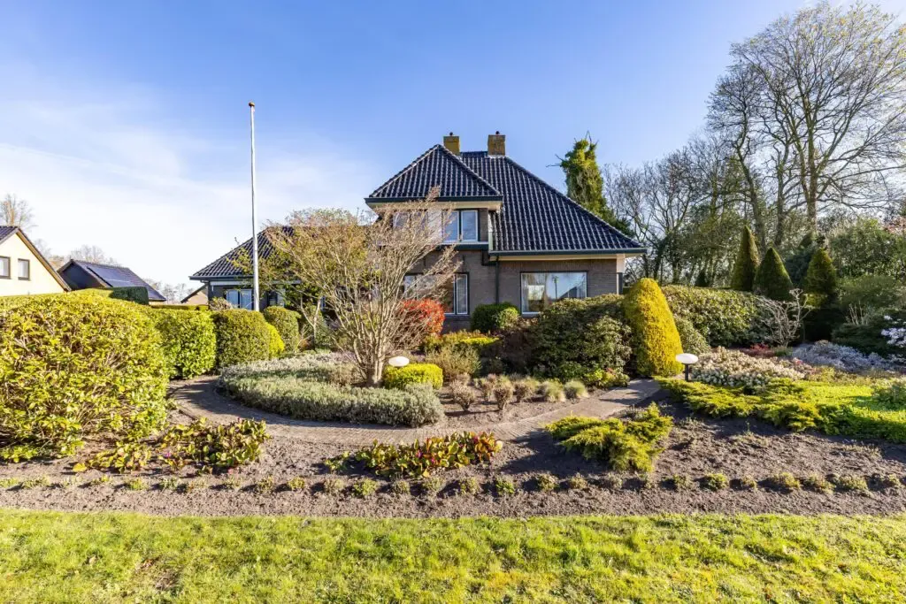 Vrijstaande woning te koop: Kommisjewei 120, Opeinde