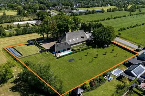 Vrijstaande woning te koop: Kommisjewei 168, Opeinde, boven de Vaart Opeinde