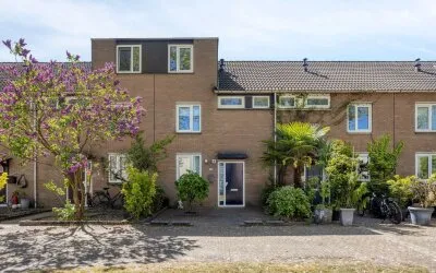 Tussenwoning te koop: Komoord 12, Kievitsloop Breda