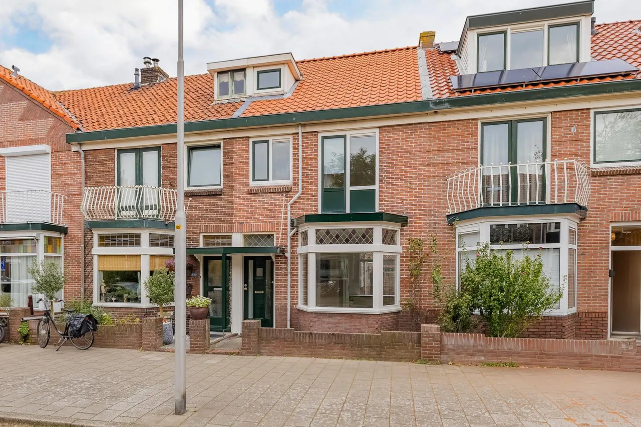 Tussenwoning te koop: Kompasstraat 39, Ijmuiden
