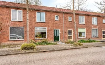 Tussenwoning te koop: Kon Wilhelminastraat 12, Esse Laag Nieuwerkerk Aan Den Ijssel