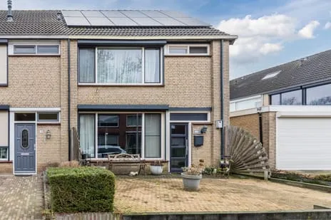 Hoekwoning te koop: Konijnenberg 15, Halsteren-Centrum Halsteren