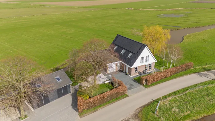 Vrijstaande woning te koop: Konijnendijk 3, Poldergebied Geervliet Geervliet