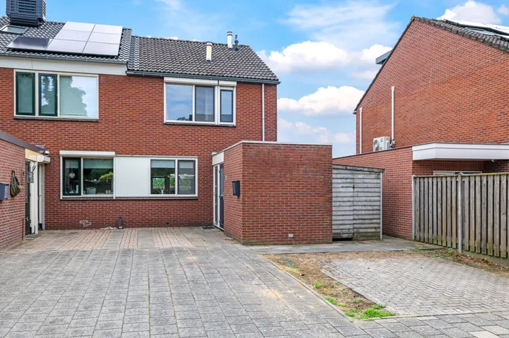 Corner house for sale: Konijnenhof 8, Silvolde Silvolde