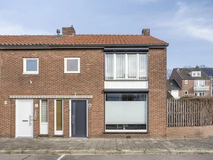 Hoekwoning te koop: Koning Childebertstraat 21, Maastricht