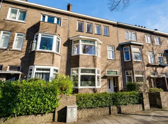 Tussenwoning te koop: Koning Clovisstraat 75, Wittevrouwenveld Maastricht