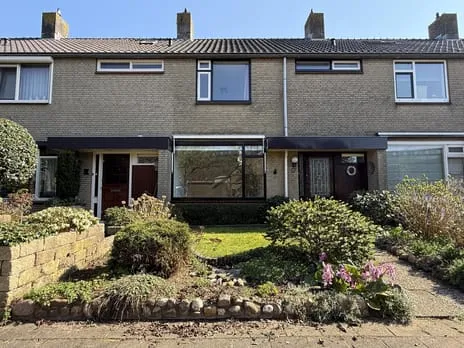 Tussenwoning te huur: Koning Nobelpad 17, Koperhorst Amersfoort