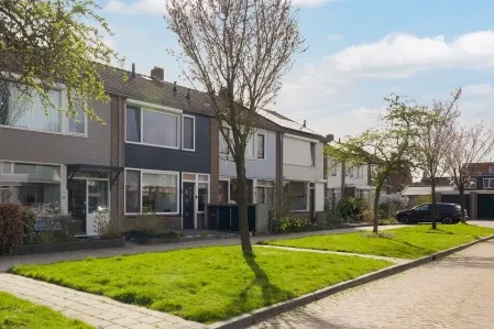 Tussenwoning te koop: Koning Willem III-straat 14, Nico Bergsteijn Woudenberg