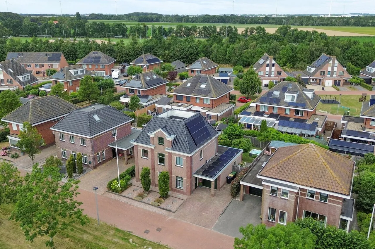 Vrijstaande woning te koop: Koningin Beatrixlaan 74, Slootdorp