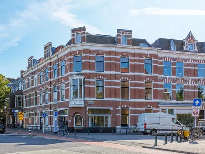 Appartement te koop: Koningin Emmakade 157, Sweelinckplein e.o. 'S-Gravenhage