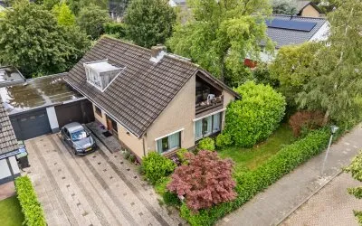 Semi-detached for sale: Koningin Emmalaan 111, Oranjebuurt-Noord Leerdam