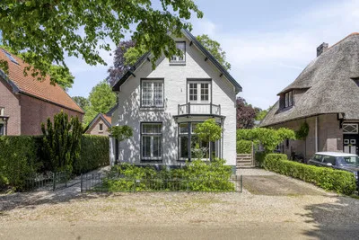 Vrijstaande woning te koop: Koningin Hortenselaan 6, Spainkbos Apeldoorn