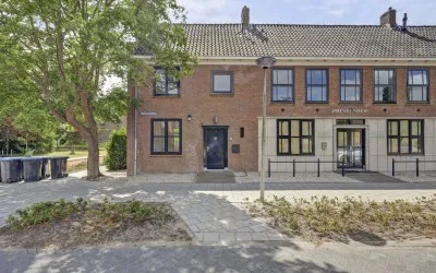 Appartement te koop: Koningin Julianaplein 13, Oranjebuurt Spijkenisse