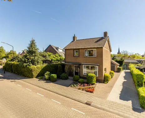 Vrijstaande woning te koop: Koningin Julianastraat 12, Rijsbergen Rijsbergen