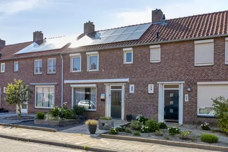Tussenwoning te koop: Koningin Julianastraat 13, Kept e.o. Bergeijk
