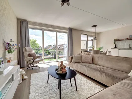 Appartement te koop: Koningin Julianastraat 24H, Schoonrewoerd kern Schoonrewoerd
