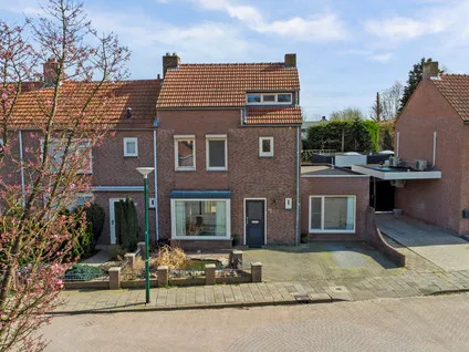 Hoekwoning te koop: Koningin Julianastraat 44, Kept e.o. Bergeijk