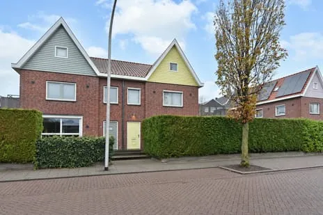 Hoekwoning te koop: Koningin Julianastraat 44, Nootdorp CentrumWest Nootdorp