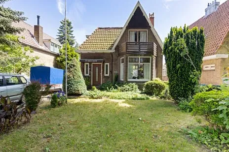 Vrijstaande woning te koop: Koningin Julianaweg 138, Raadhuiskwartier Leidschendam