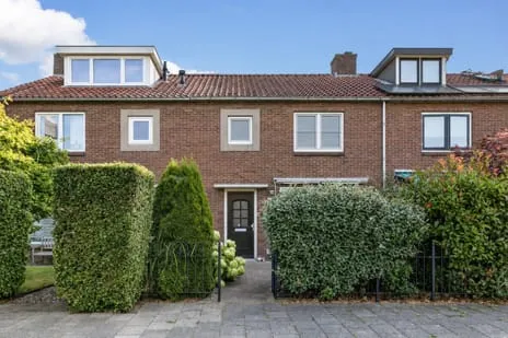 Tussenwoning te koop: Koningin Julianaweg 76, Driehoven Loenen Aan De Vecht