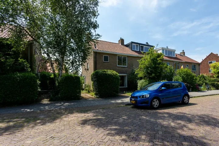Hoekwoning te koop: Koningin Wilhelminalaan 26, Centrum-Noord Castricum