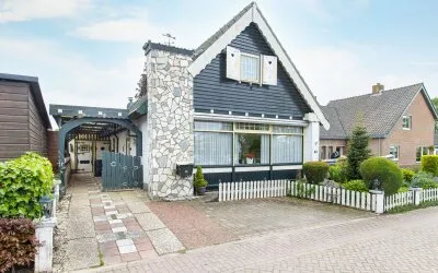 Vrijstaande woning te koop: Koningin Wilhelminalaan 33, Waardenburg Waardenburg