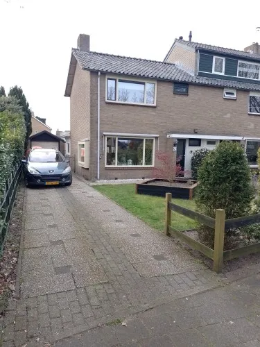 Hoekwoning te koop: Koningin Julianalaan 24, Maartensdijk Kern Maartensdijk