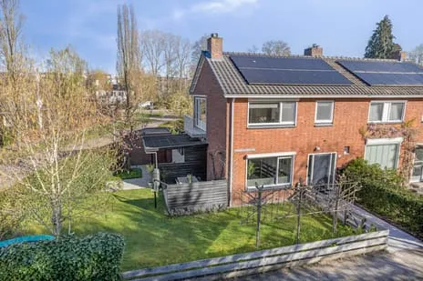 Twee-onder-één-kap te koop: Koningin Julianalaan 31, Warnsveldsewegkwartier-Noord Zutphen