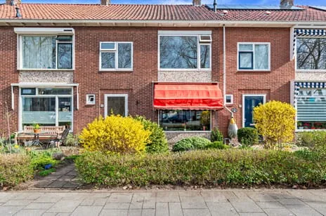 Tussenwoning te koop: Koningin Julianaplein 14, Den Hoorn Den Hoorn (Zh)