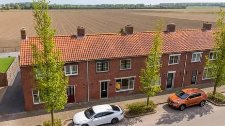 Tussenwoning te koop: Koningin Julianastraat 20, Hoofdplaat Hoofdplaat