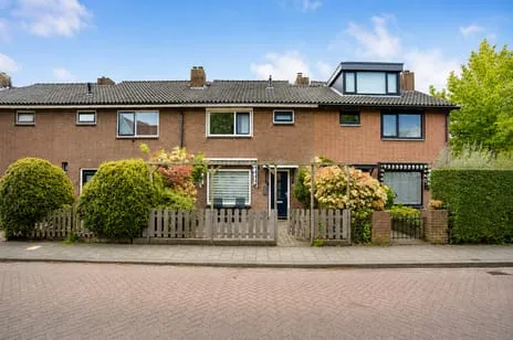 Tussenwoning te koop: Koningin Julianastraat 5, Nootdorp CentrumWest Nootdorp