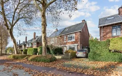 Twee-onder-één-kap te koop: Koningin Julianaweg 111, Raadhuiskwartier Leidschendam
