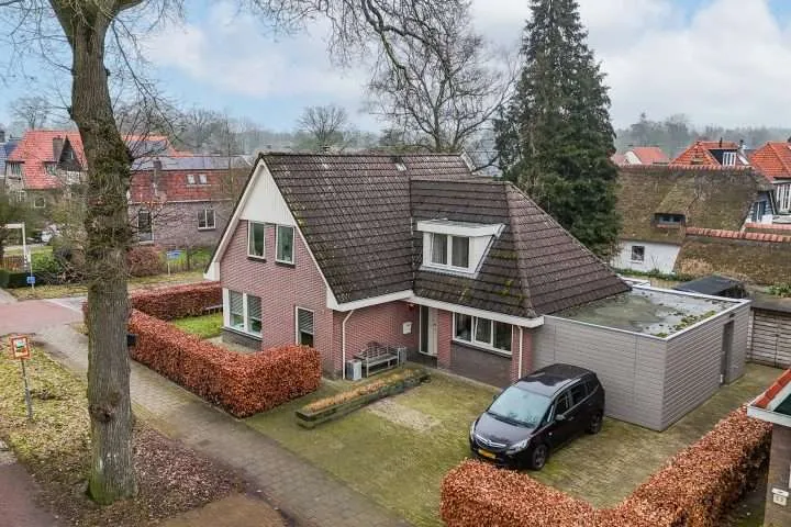 Vrijstaande woning te koop: Koningin Julianaweg 52, Oranjewoud Oranjewoud