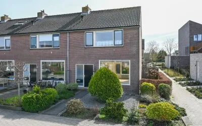 Hoekwoning te koop: Koningin Wilhelminaplein 42, Kockengen Dorp Kockengen